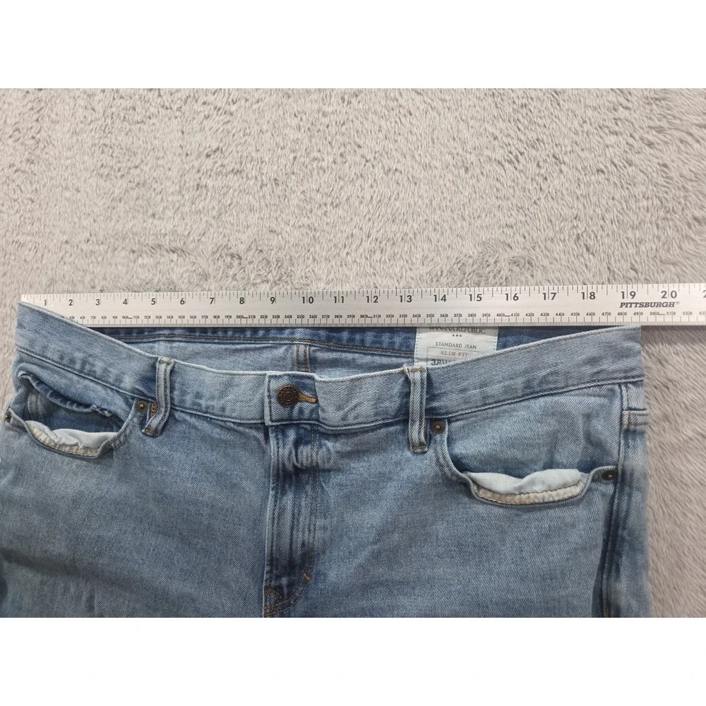 Banana Republic Men's‎ Slim Fit Standard Jeans Light Wash Blue Denim  Size 38x32